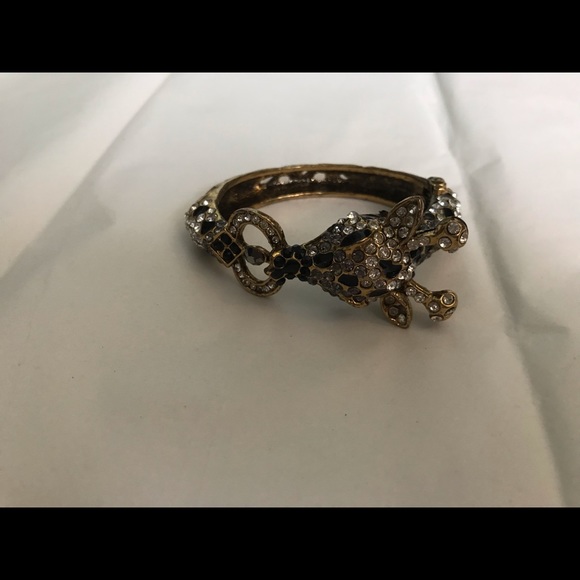 Exotic Giraffe Bracelet - Picture 4 of 8